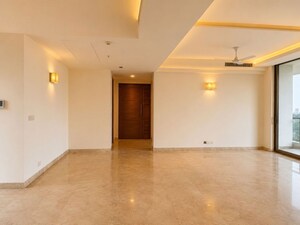Room in 3 BHK Apartment at M3M Polo Suites, Sector 65 – for Sale