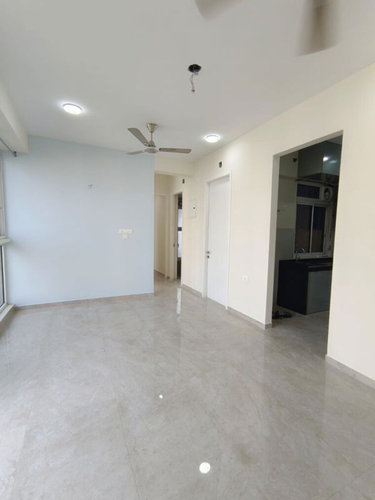 Room, lodha-amara-tower-24-and-25 2 Bedroom 780 Sq.Ft. Apartment In Kolshet Road Thane 10406148