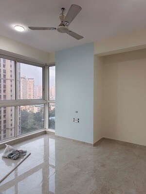 Room in 2 BHK Apartment at Lodha Amara Tower 24 And 25, Kolshet Road – for Rent