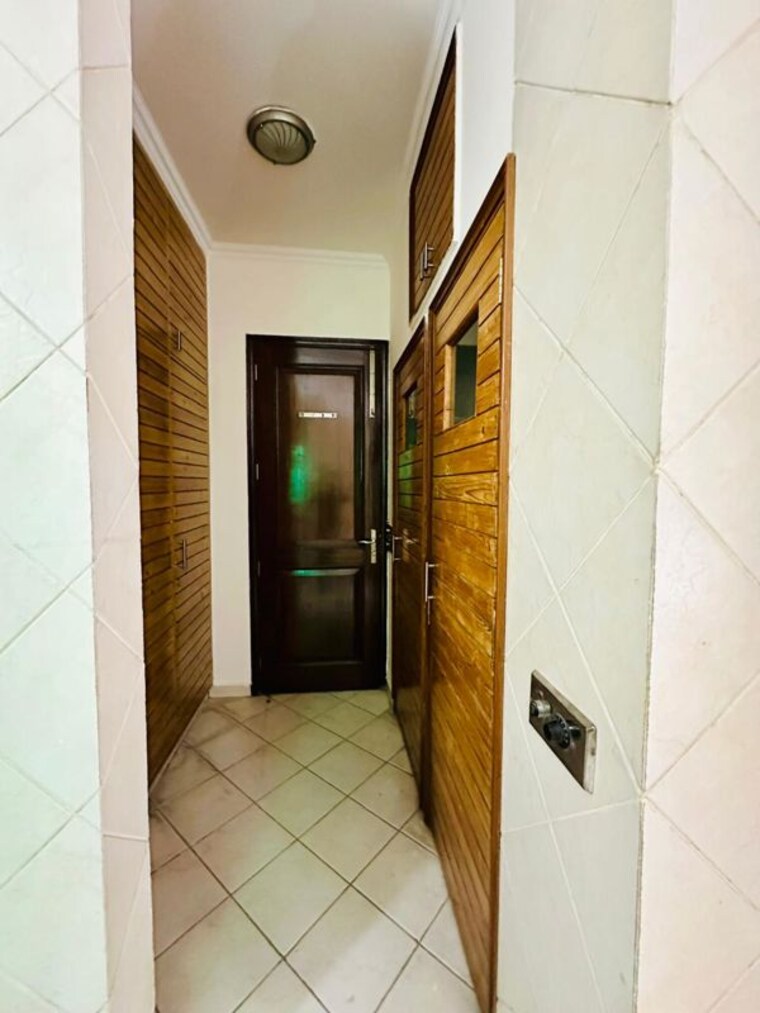 undefined, dlf cyber city 5 Bedroom 5000 Sq.Ft. Independent House In Dlf Cyber City Gurgaon 10406156