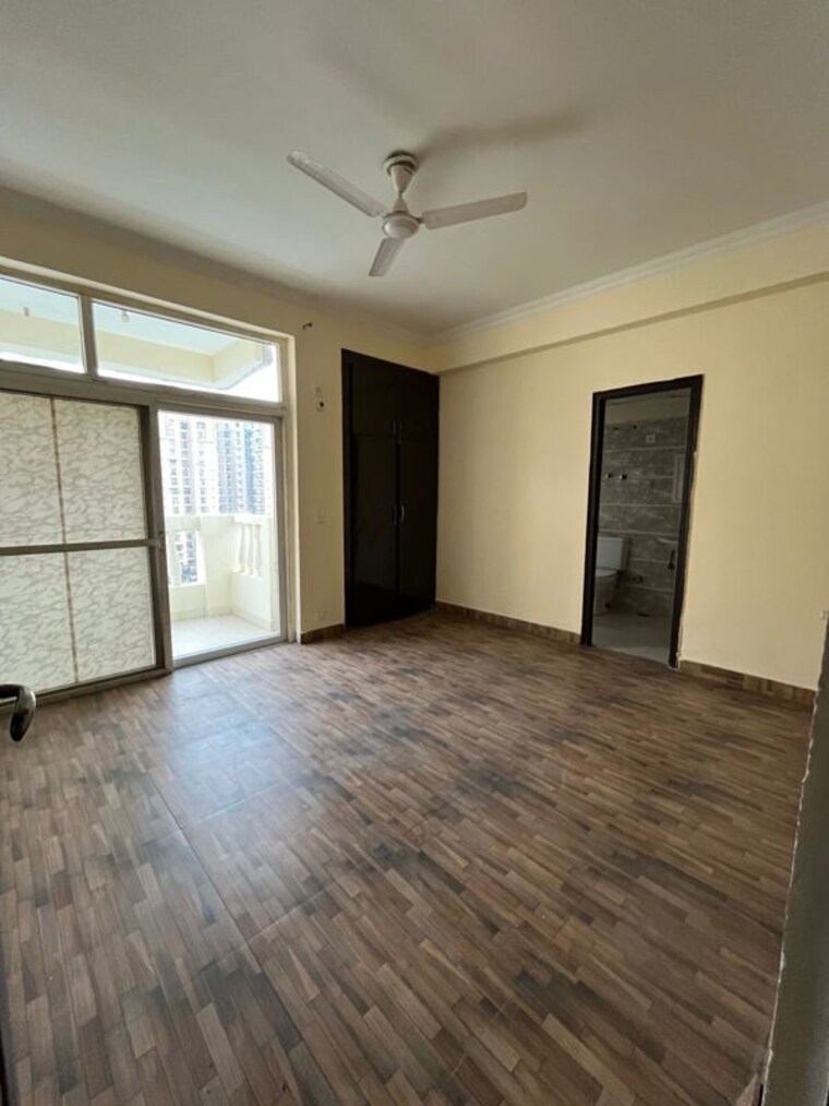 Room, amrapali-silicon-city 3 Bedroom 1545 Sq.Ft. Apartment In Sector 76 Noida 10406162