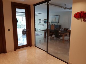Room in 3 BHK Builder Floor at Anand Niketan – for Rent