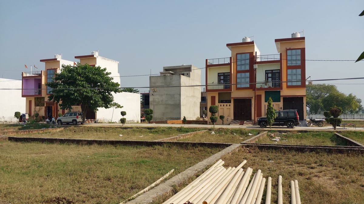 Plot For Sale in Sector 147