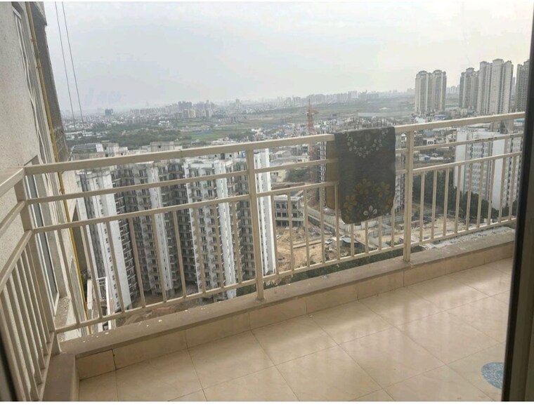 Balcony, puri-emerald-bay 2 Bedroom 1500 Sq.Ft. Apartment In Sector 104 Gurgaon 10406185