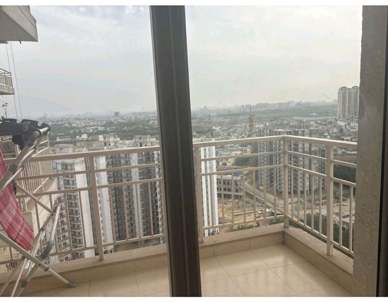 Balcony, puri-emerald-bay 2 Bedroom 1500 Sq.Ft. Apartment In Sector 104 Gurgaon 10406185