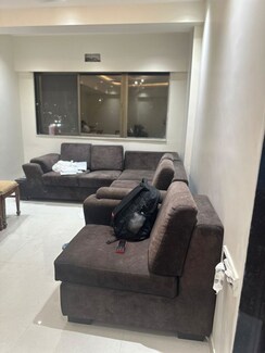 2 BHK + Extra Room Apartment For Rent in Anand Villa Khar
