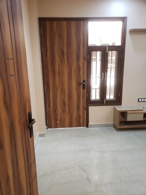 3 BHK Builder Floor For Sale in Janakpuri