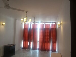 3 BHK Builder Floor For Rent in Hauz Khas Market
