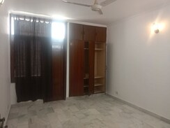 3 BHK + Servant Room Builder Floor For Rent in Hauz Khas Market