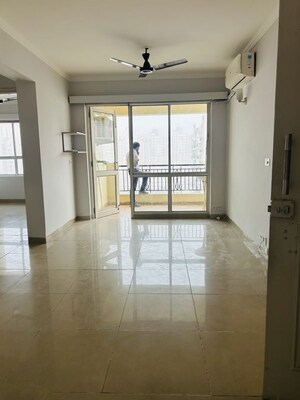 Room in 3 BHK Apartment at Bestech Park View City 1, Sector 48 – for Rent