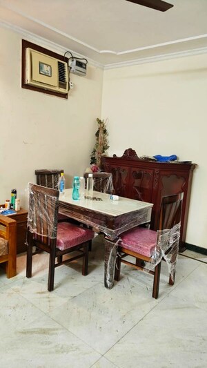 Gym in 2 BHK Apartment at Vasant Kunj – for Rent