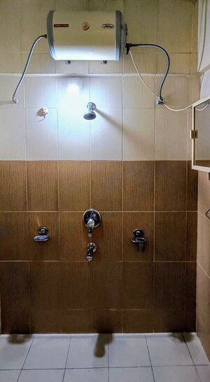 Furnished Amenities in 2 BHK Apartment at Kumar Atman, Baner – for Rent