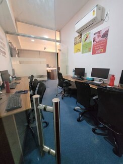 Office Space For Rent in Shah Prima
