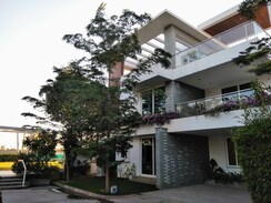 4 BHK Villa For Rent in Babukhan Lakefront