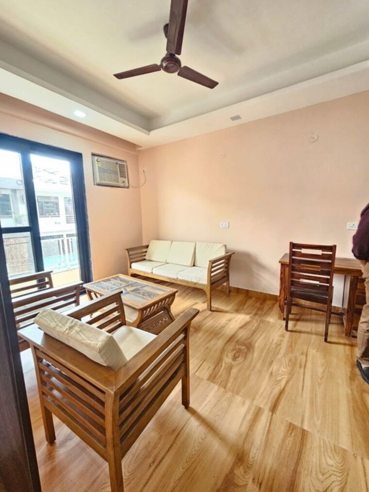 Bedroom, sector 21 2 Bedroom 1500 Sq.Ft. Builder Floor In Sector 21 Gurgaon 10406266
