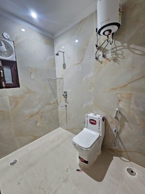 Bathroom in 2 BHK Builder Floor at Sector 21 – for Rent