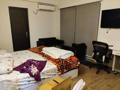 3.5 BHK + Study Room Apartment For Rent in Wave Amore