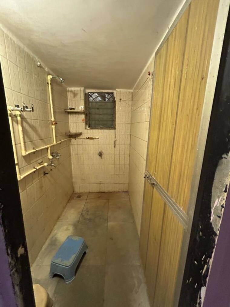 Bathroom, sector 10 new panvel west 1 Bedroom 560 Sq.Ft. Apartment In Sector 10 New Panvel West Navi Mumbai 10406280