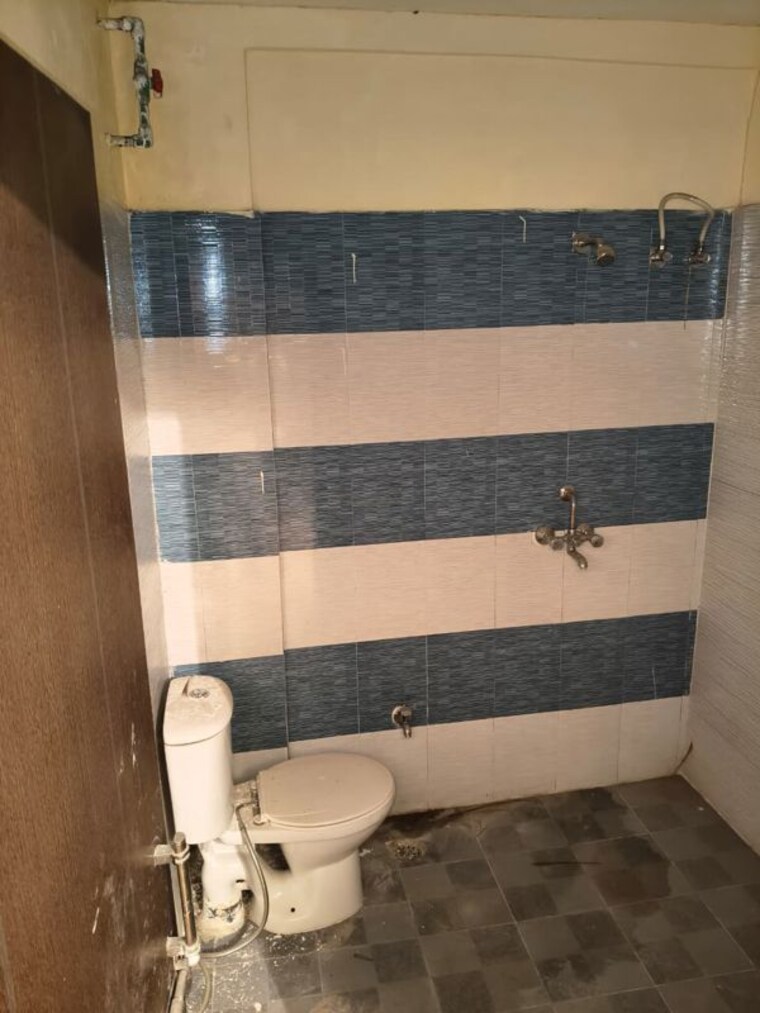 Bathroom, rhombus-the-prakriti-heights 2 Bedroom 1000 Sq.Ft. Apartment In Chirowali Dehradun 10394282