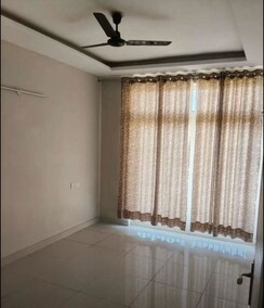3 BHK Apartment For Rent in Maya Garden City