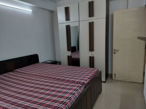 Bedroom in 3.5 BHK Apartment at Emaar Emerald Floors Premier, Sector 65 – for Rent