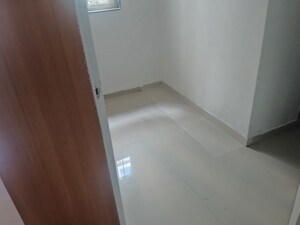 Room in 3 BHK Apartment at Nagpal Dev Exotica, Kharadi – for Rent