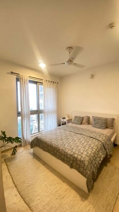 2 BHK + Extra Room Apartment For Rent in Hiranandani Atlantis