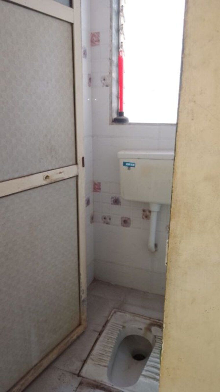 Bathroom, sadguru-landmark 1 Bedroom 600 Sq.Ft. Apartment In Titwala Thane 10397060
