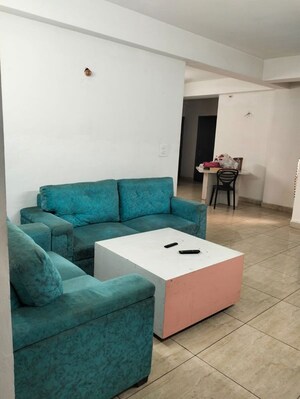 Bedroom in 3 BHK Builder Floor at Dlf Phase I – for Rent
