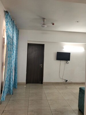 Building Lobby in 3 BHK Builder Floor at Dlf Phase I – for Rent