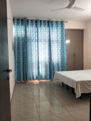 Bedroom in 3 BHK Builder Floor at Dlf Phase I – for Rent