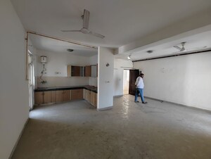 Building Lobby in 3 BHK Apartment at ERA Redwood Residency, Sector 78 – for Sale