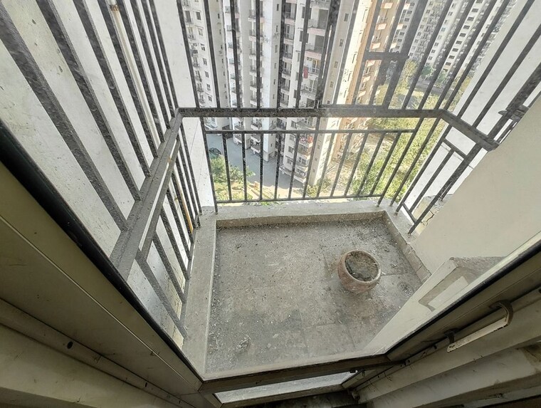 Balcony, era-redwood-residency 3 Bedroom 1570 Sq.Ft. Apartment In Sector 78 Faridabad 10406374