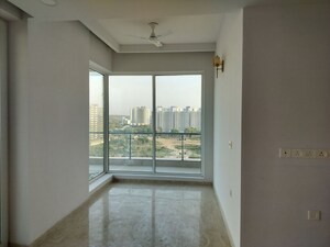 Room in 3.5 BHK Apartment at Conscient Hines Elevate, Sector 59 – for Rent