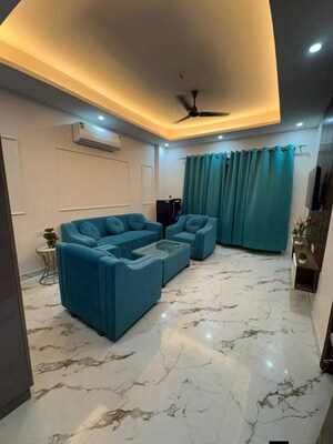 Team Area in 1 BHK Apartment at Sainik Farm – for Rent
