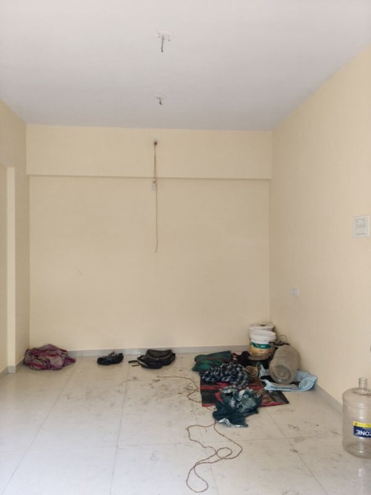 Room, naupada 1 Bedroom 500 Sq.Ft. Apartment In Naupada Thane 10406435