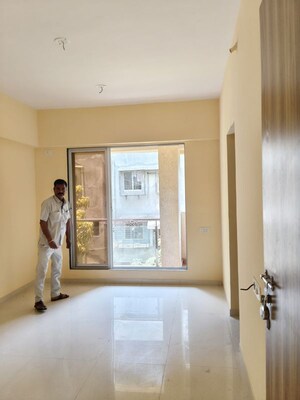 Room in 1 BHK Apartment at Naupada – for Sale