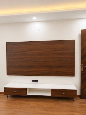 Room in 3 BHK Apartment at Conscient Heritage Max, Sector 102 – for Sale