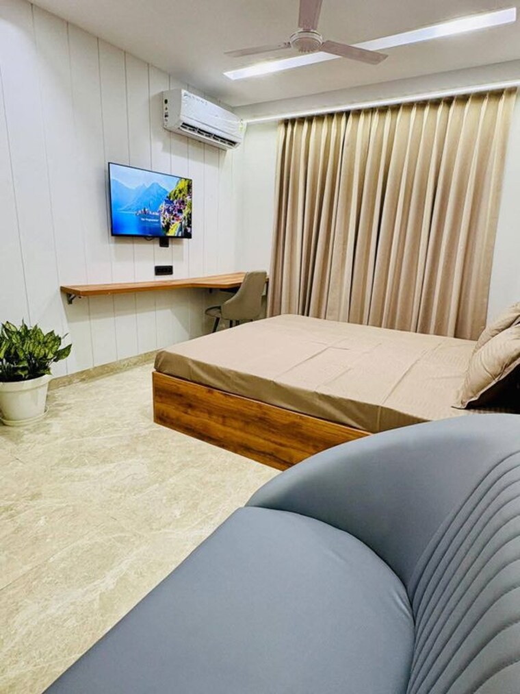 Master Bedroom, conscient-heritage-max 3 Bedroom 2149 Sq.Ft. Apartment In Sector 102 Gurgaon 10406476