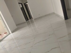 Room in 3 BHK Apartment at Nirala Greenshire, Sector 2 Greater Noida – for Sale