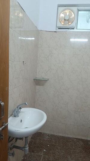 Bathroom in 6 BHK Independent House at Indira Nagar – for Rent