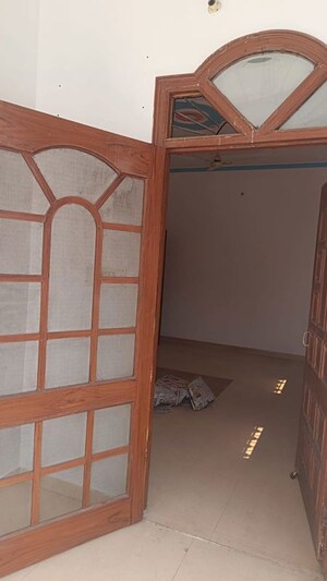 Furnished Amenities in 6 BHK Independent House at Indira Nagar – for Rent