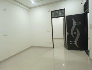 Room in 2 BHK Independent House at Arjan Garh – for Rent