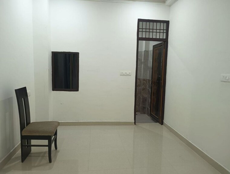 Room, arjan garh 2 Bedroom 60 Sq.Yd. Independent House In Arjan Garh Delhi 10406498