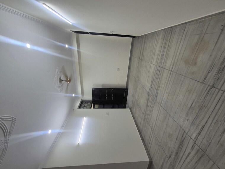 Room, sector 31 3 Bedroom 2000 Sq.Ft. Builder Floor In Sector 31 Gurgaon 10406521