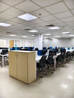 Office Space For Rent in Sector 63