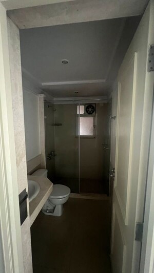 Building Lobby in 2 BHK Apartment at Hiranandani Meadows, Manpada – for Rent