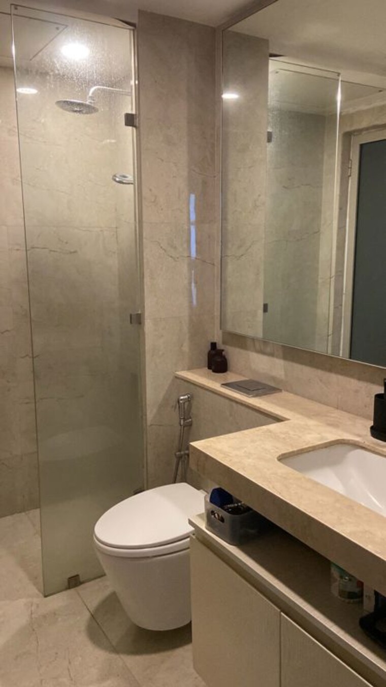 Bathroom, hiranandani-atlantis 2 Bedroom 565 Sq.Ft. Apartment In Powai Mumbai 10406579