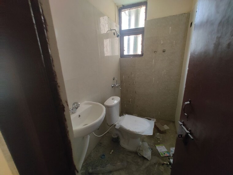 Bathroom, adore-samriddhi 2 Bedroom 445 Sq.Ft. Apartment In Sector 89 Faridabad 10406565