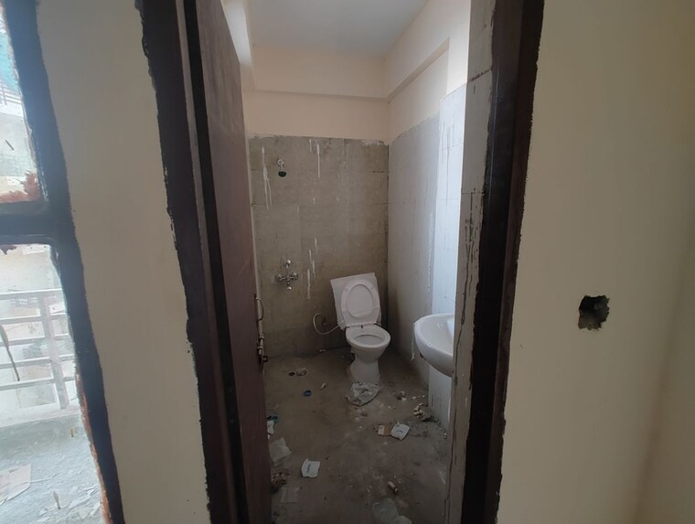 Bathroom, adore-samriddhi 2 Bedroom 445 Sq.Ft. Apartment In Sector 89 Faridabad 10406565
